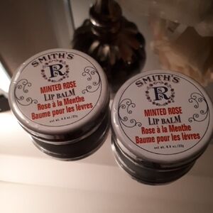 Rosebud Minted Rose Lip Balm Lot 22g Each